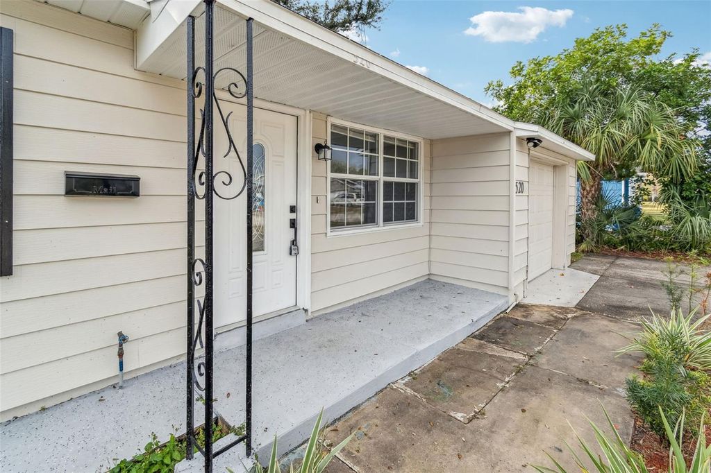 Photo of 520 Freeport Avenue N, St Petersburg, FL 33702 (MLS # TB8454353)