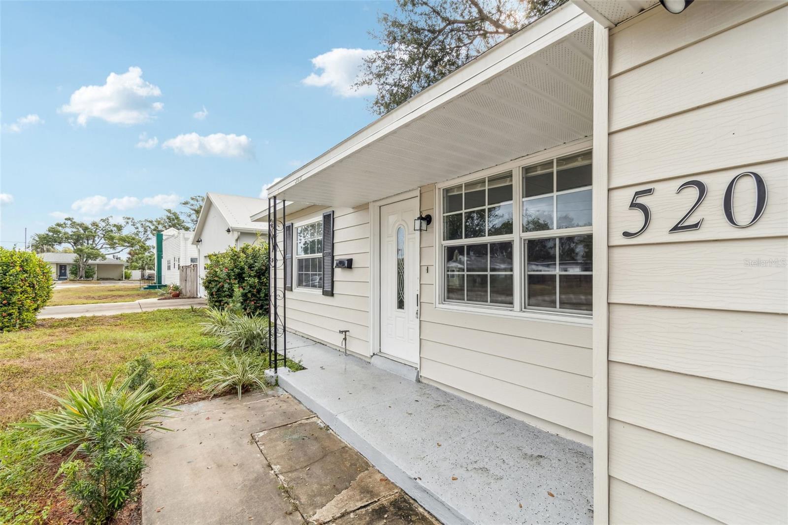 520 FREEPORT AVENUE N