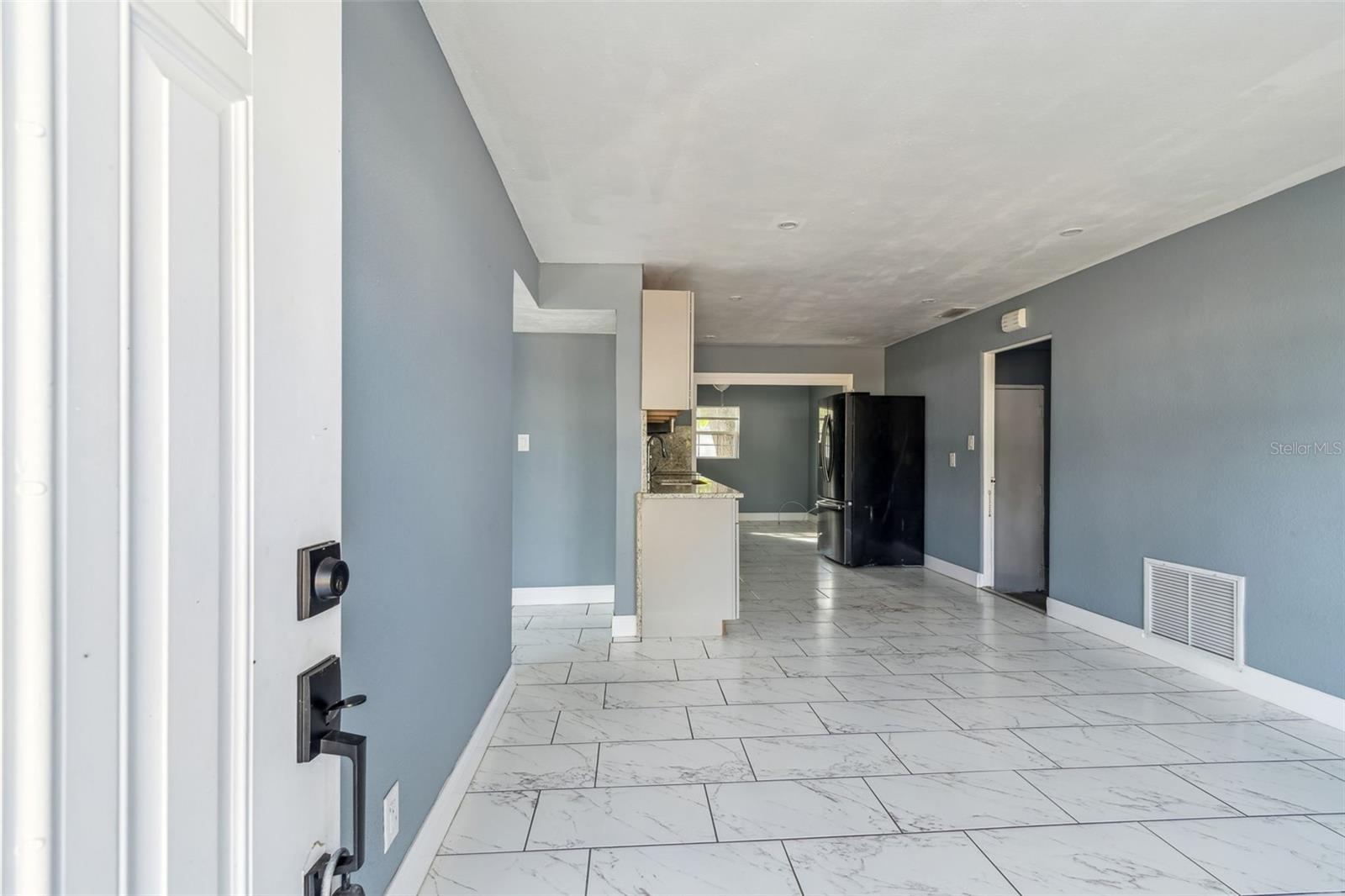 520 FREEPORT AVENUE N