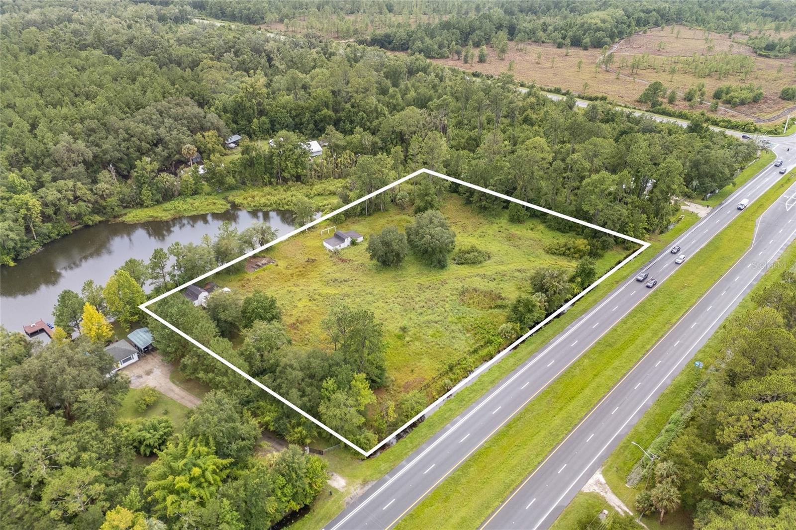 205 NW HIGHWAY 441