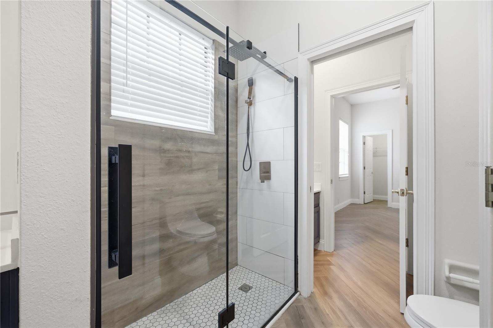 KEENES POINTE UT 04 SEC 31 48 82 - Residential