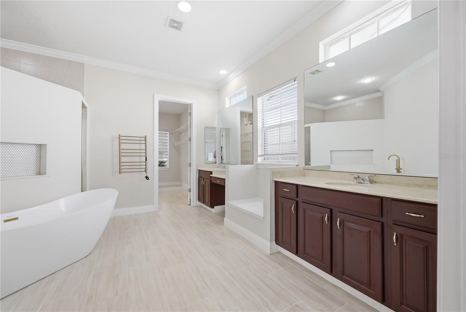 KEENES POINTE UT 04 SEC 31 48 82 - Residential