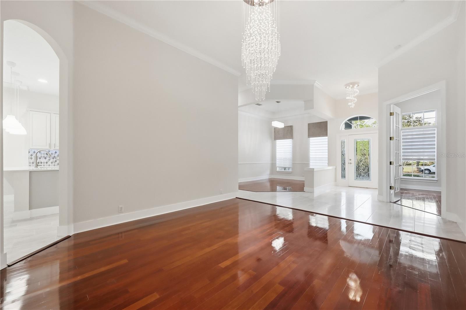 KEENES POINTE UT 04 SEC 31 48 82 - Residential