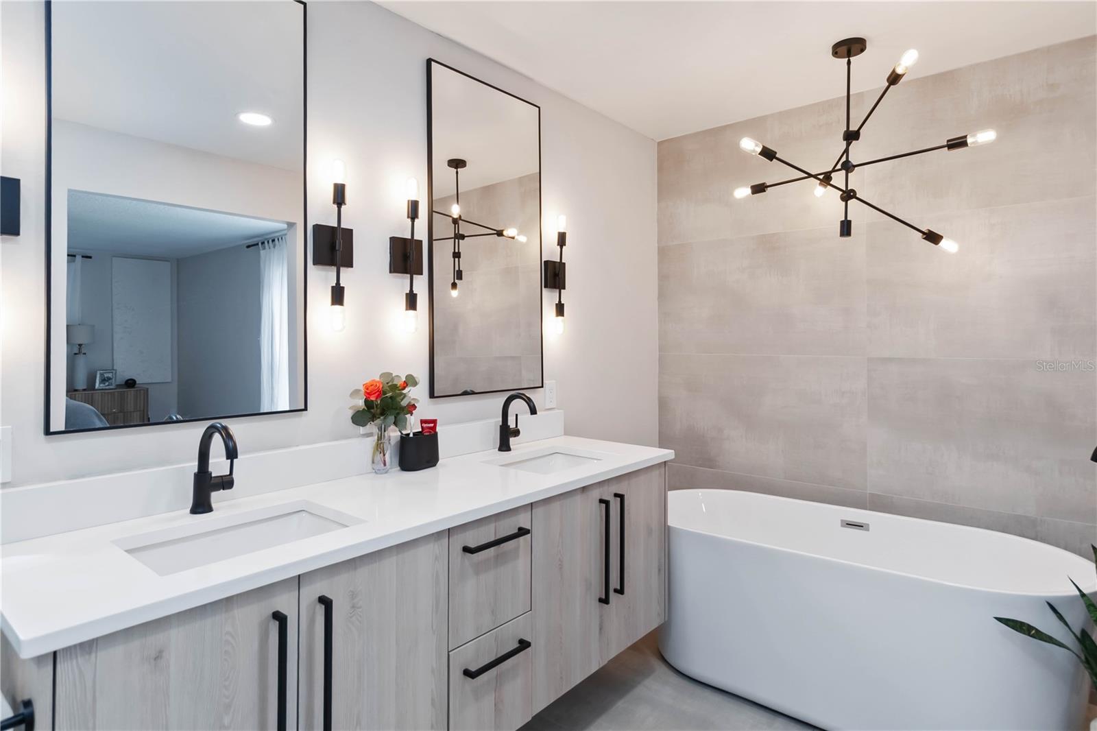 SAND LAKE HILLS SEC 10 - Residential