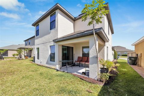 A home in LAKELAND