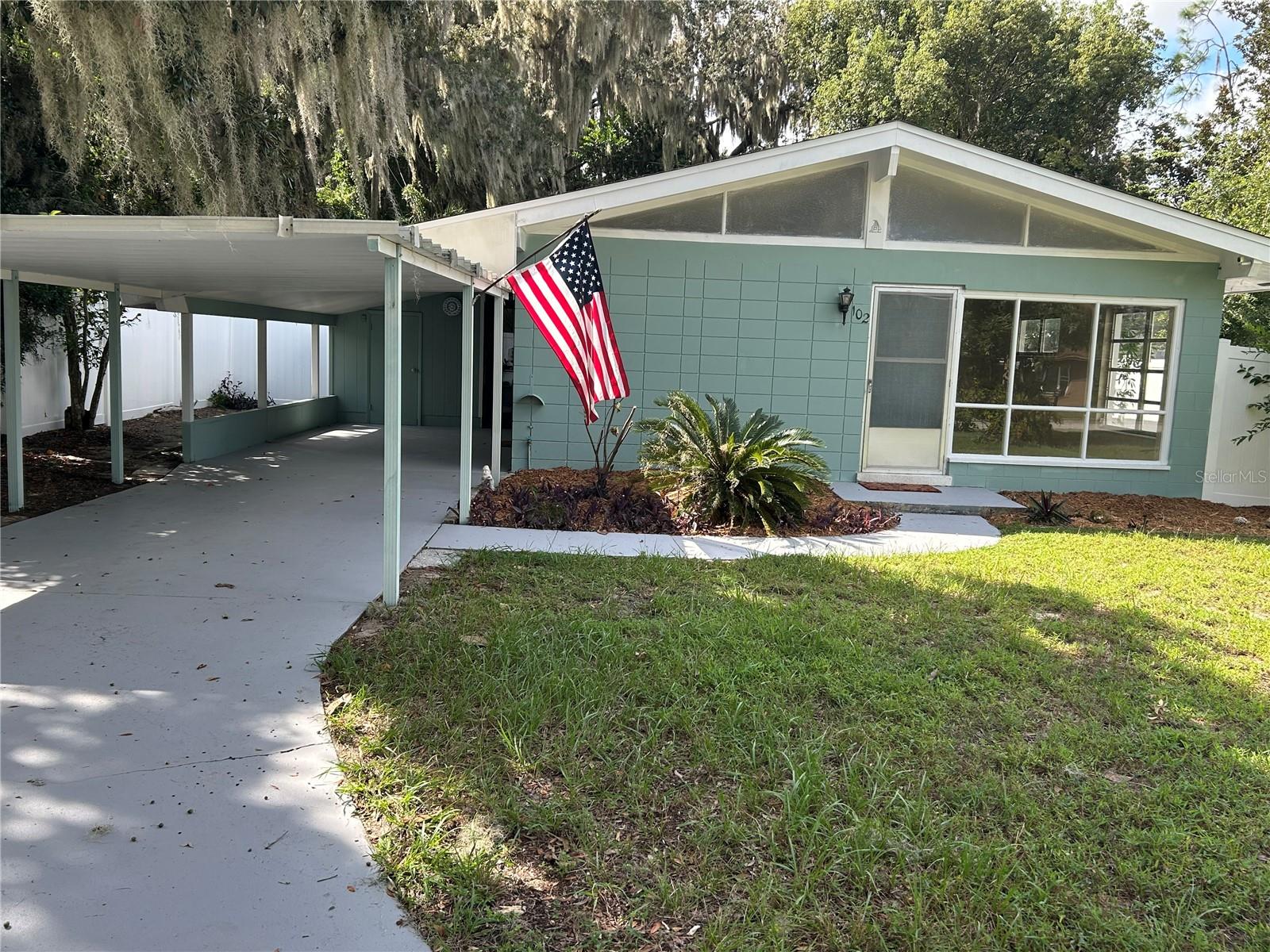 EUSTIS NORTHSHORE - Residential