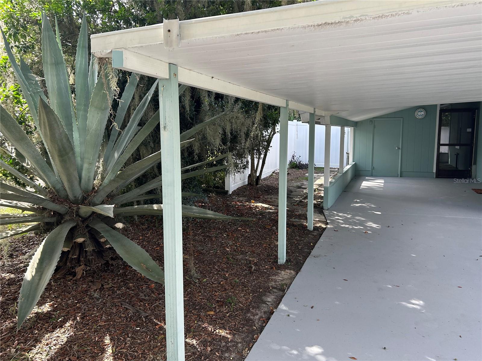 EUSTIS NORTHSHORE - Residential