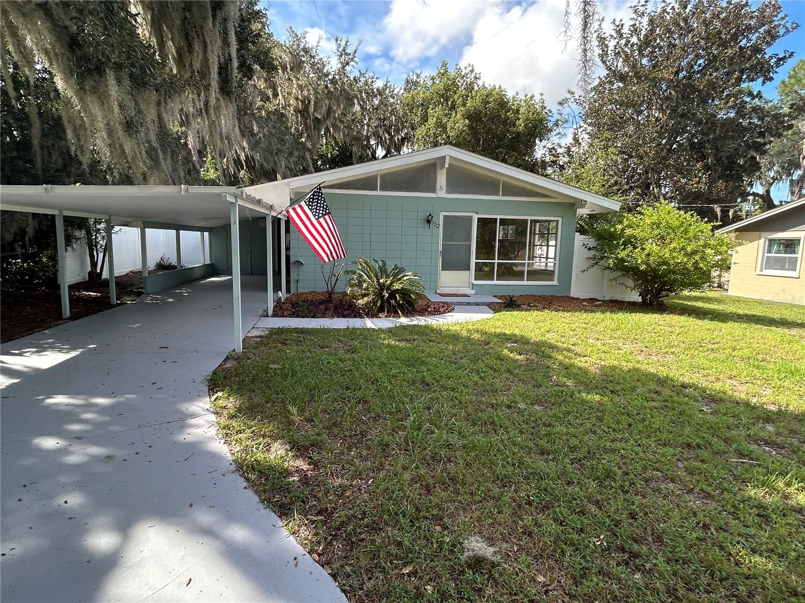 EUSTIS NORTHSHORE - Residential