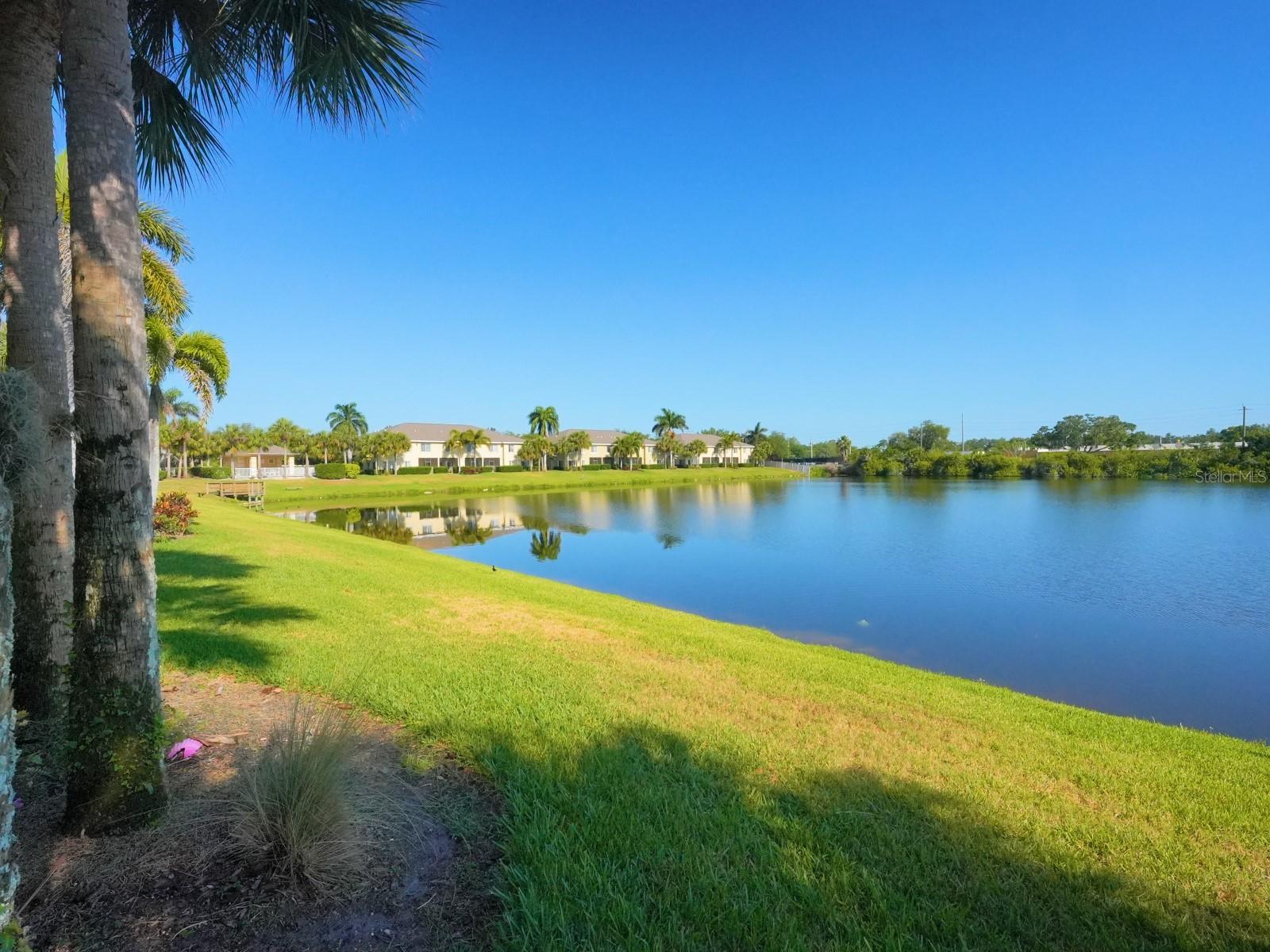 LAKESIDE VILLAGE TOWNHOME CD OR2232/1192 - Residential Lease