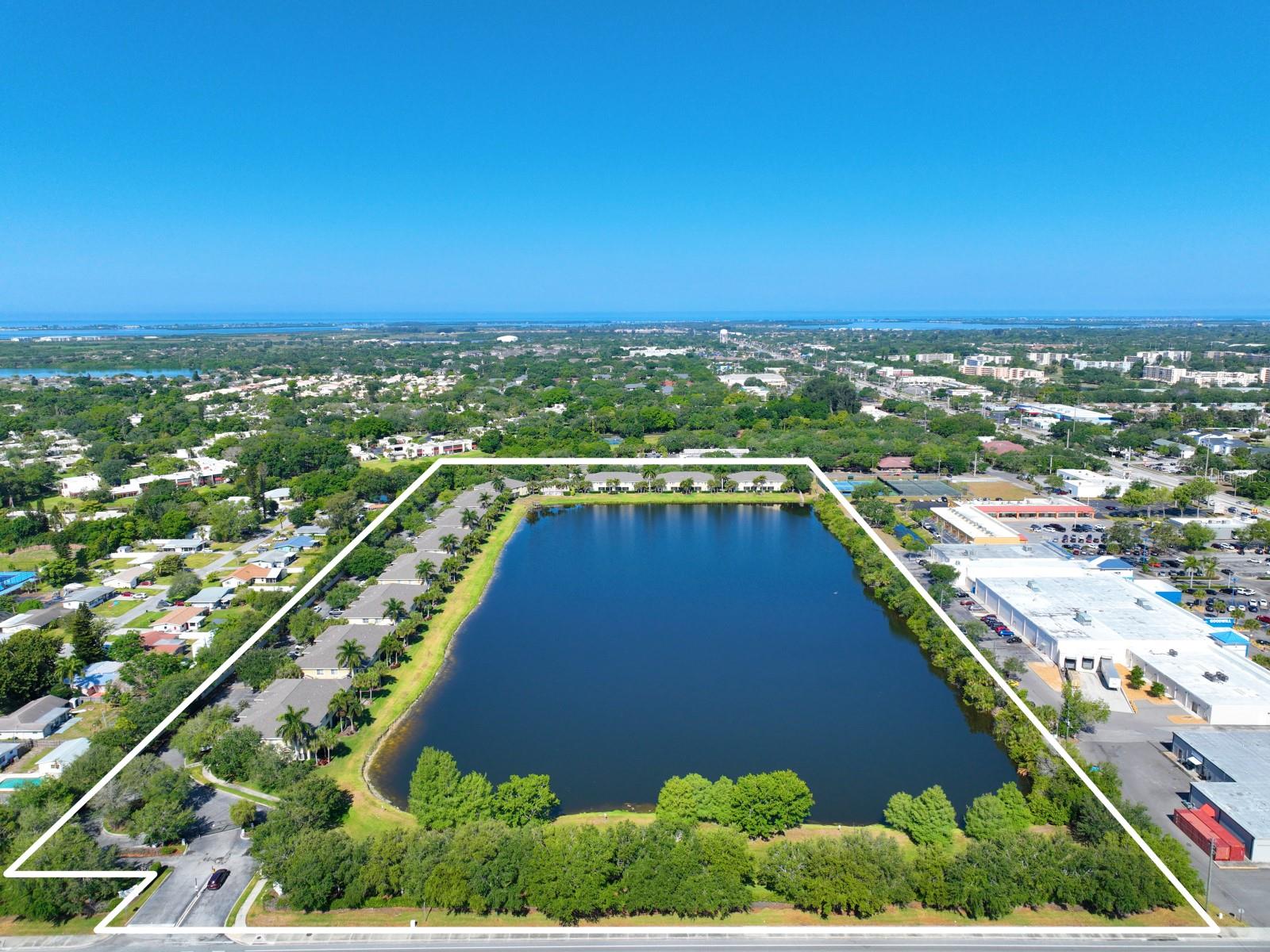 LAKESIDE VILLAGE TOWNHOME CD OR2232/1192 - Residential Lease