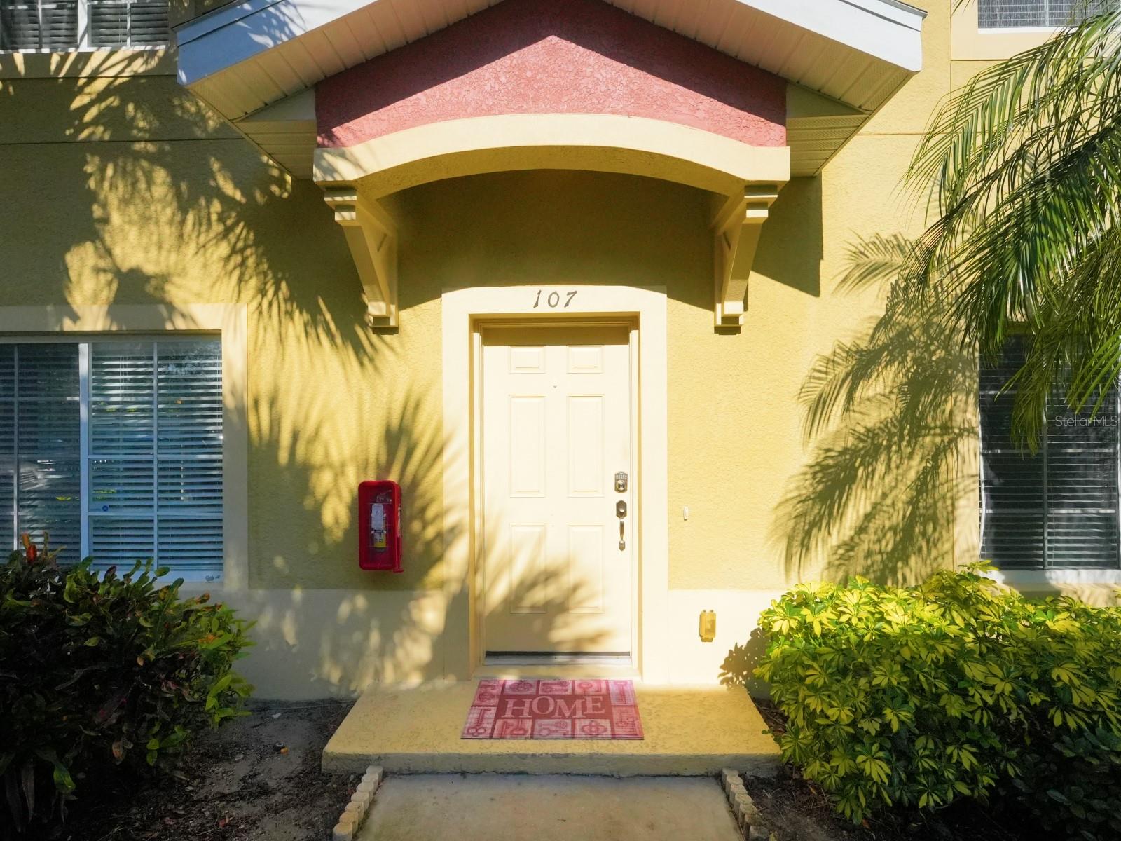 LAKESIDE VILLAGE TOWNHOME CD OR2232/1192 - Residential Lease