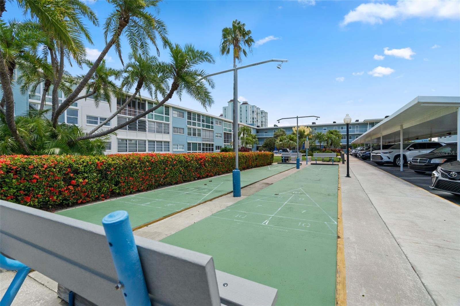 SYLVETTE CONDO - Residential