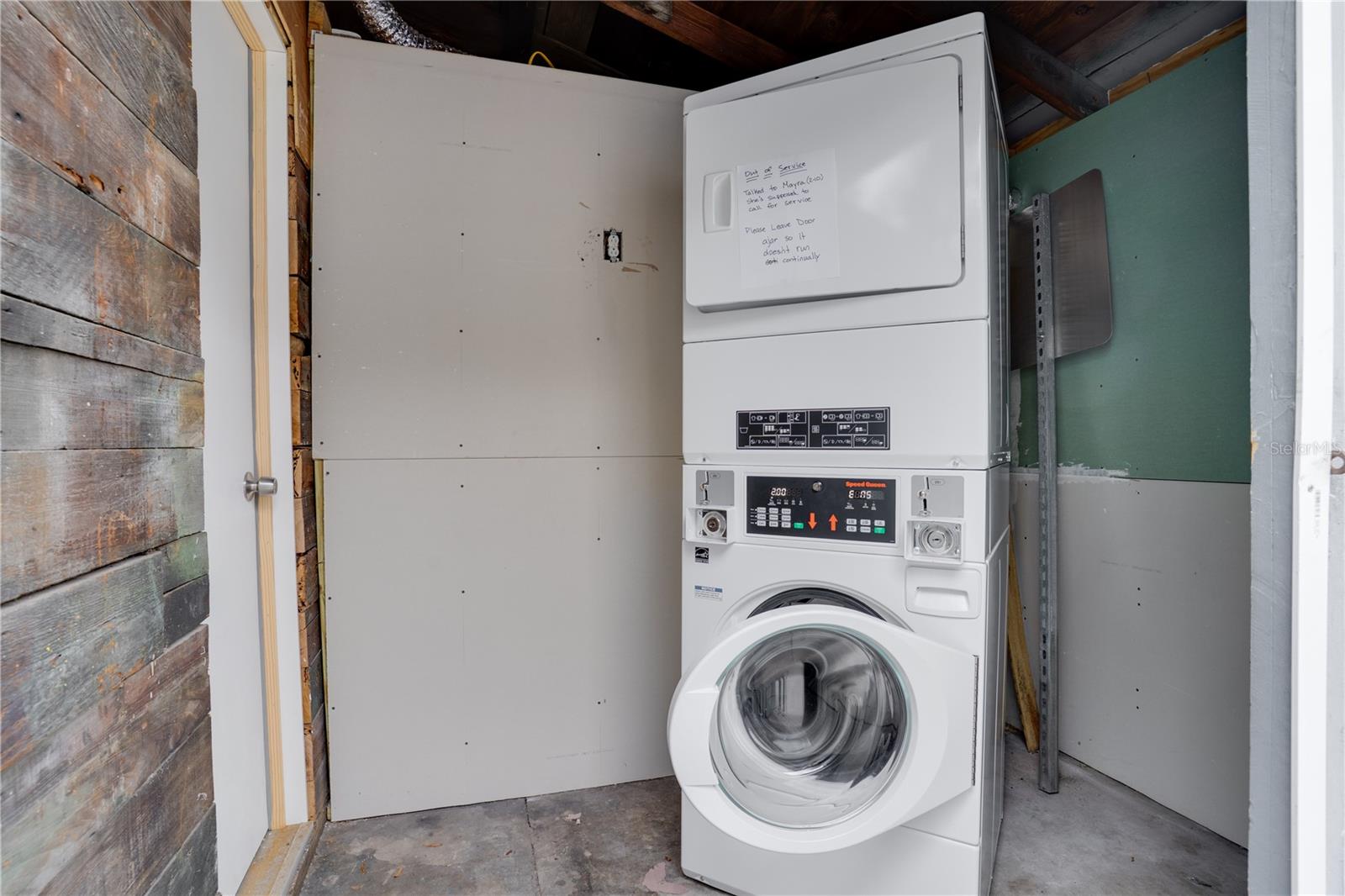 WEST HIGHLANDS - Residential Income