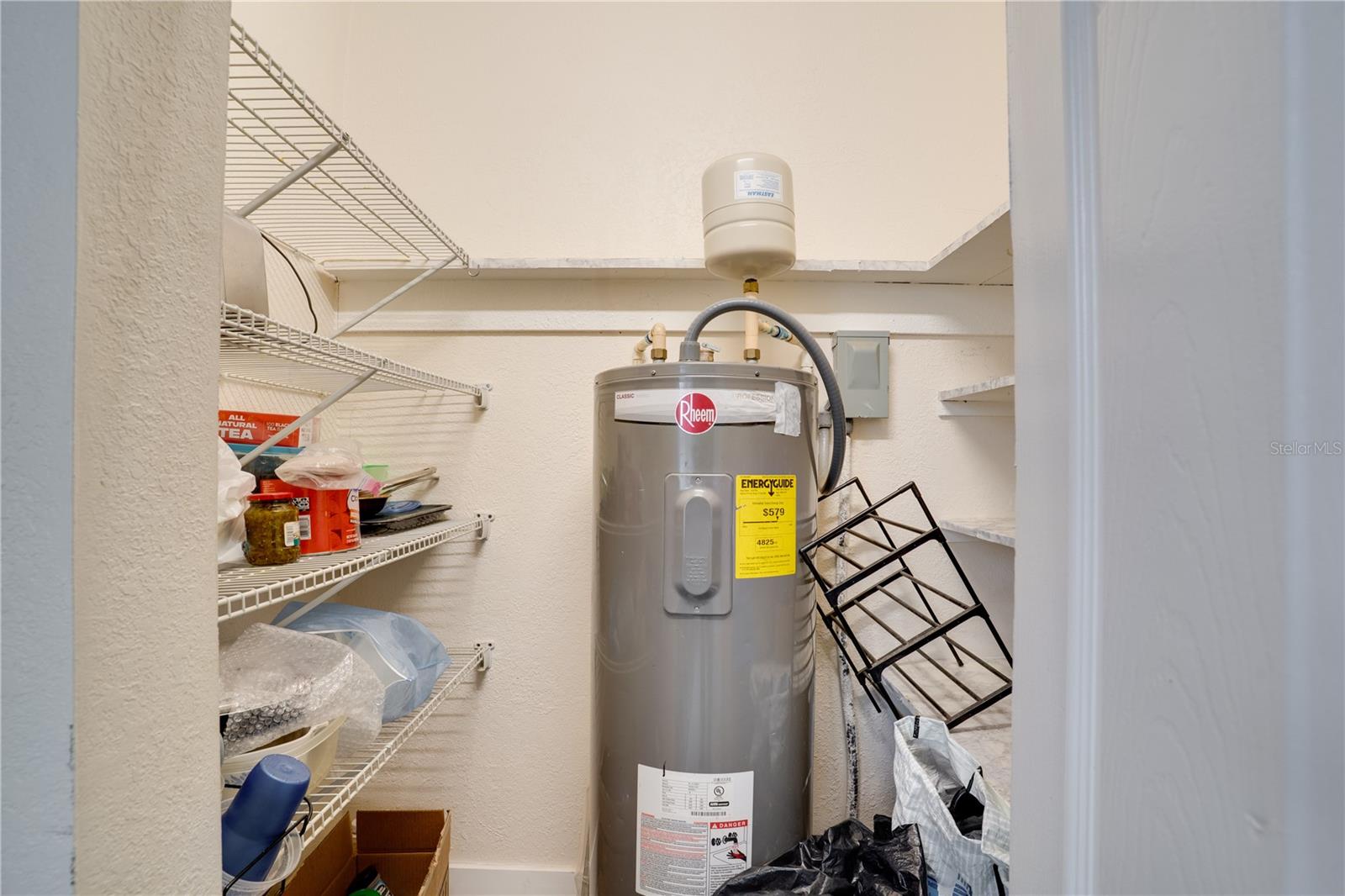 WEST HIGHLANDS - Residential Income