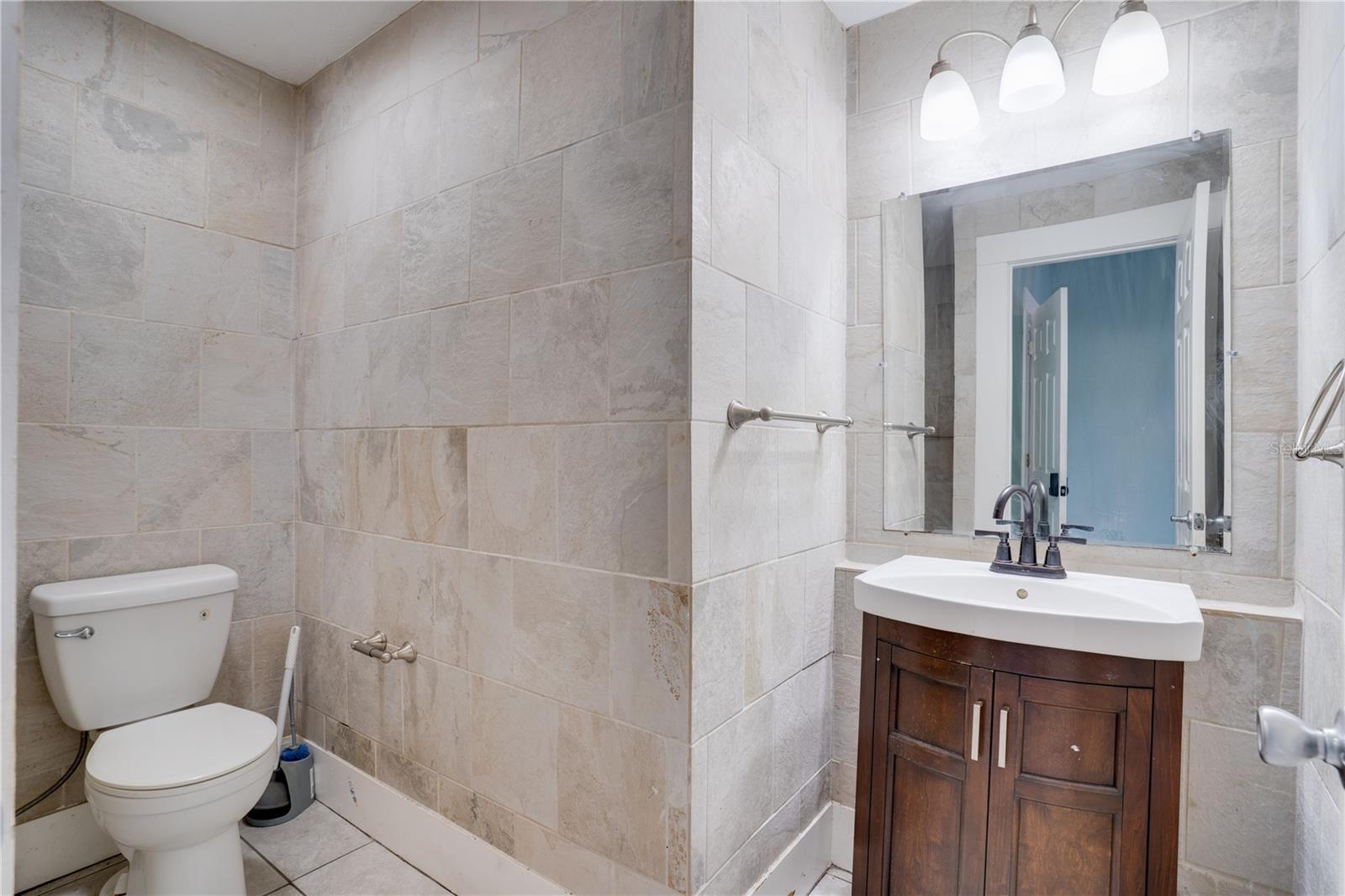 WEST HIGHLANDS - Residential Income