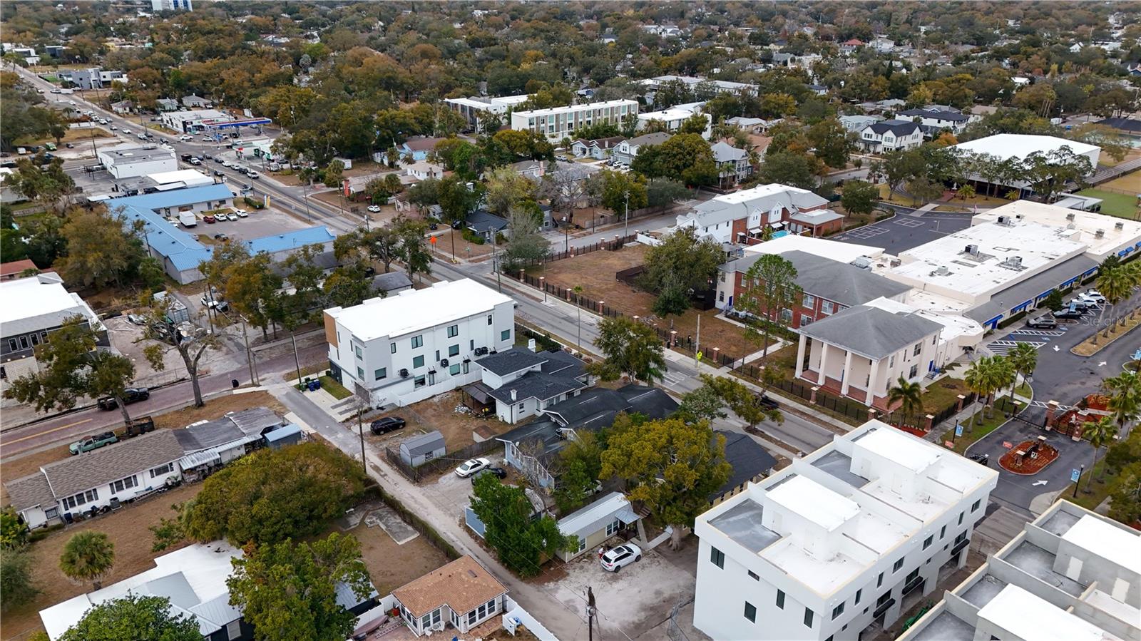 WEST HIGHLANDS - Residential Income