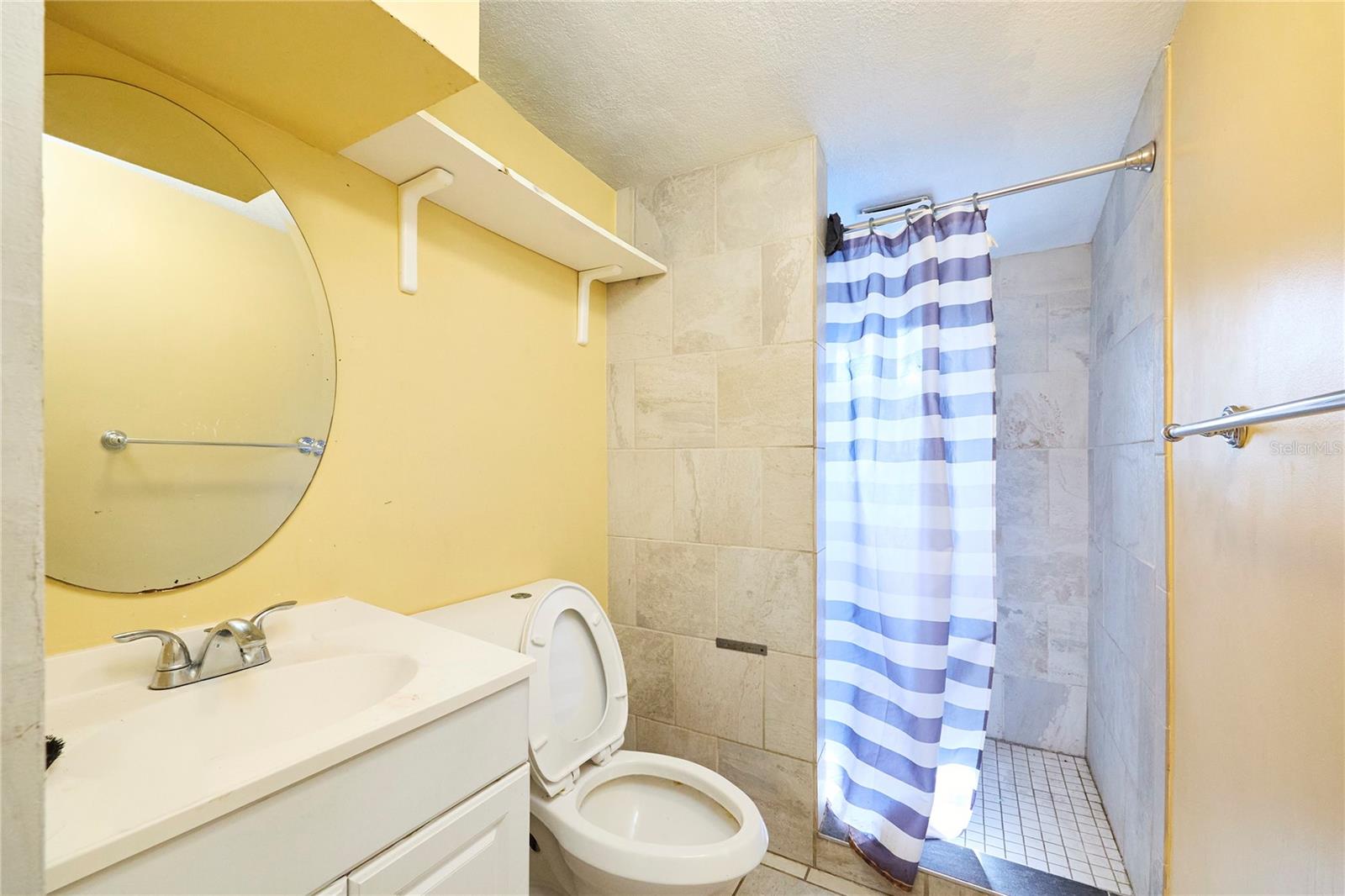 WEST HIGHLANDS - Residential Income