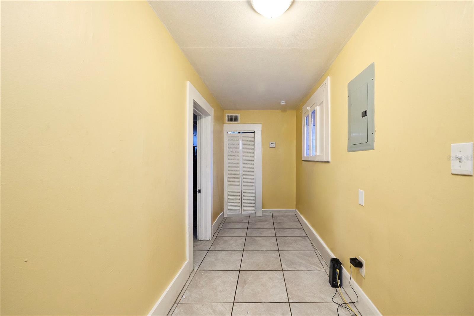 WEST HIGHLANDS - Residential Income