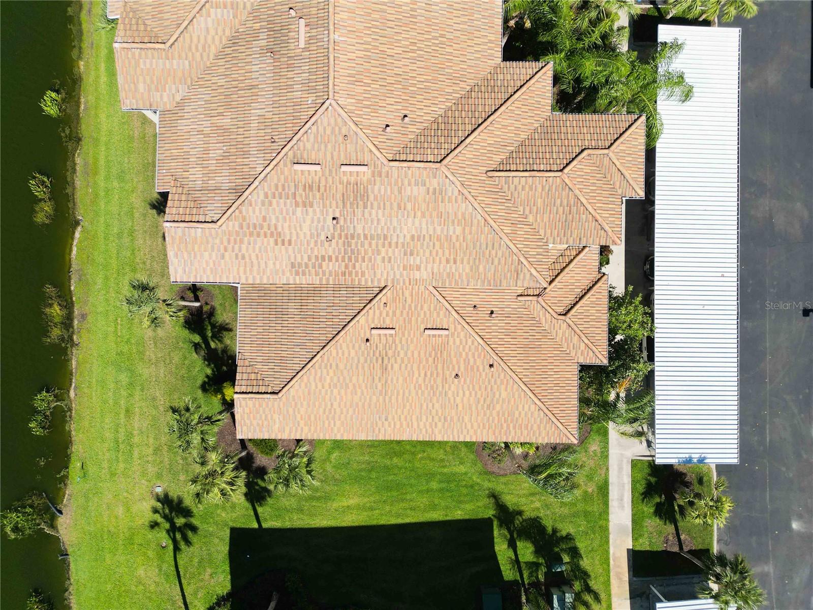 RIVER STRAND - Residential Lease