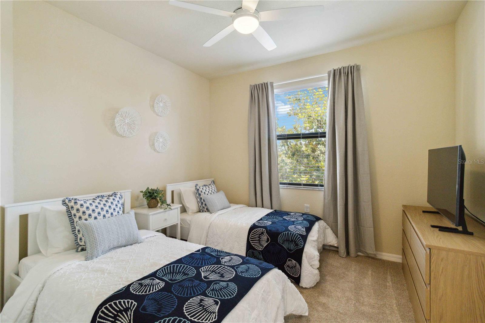 RIVER STRAND - Residential Lease