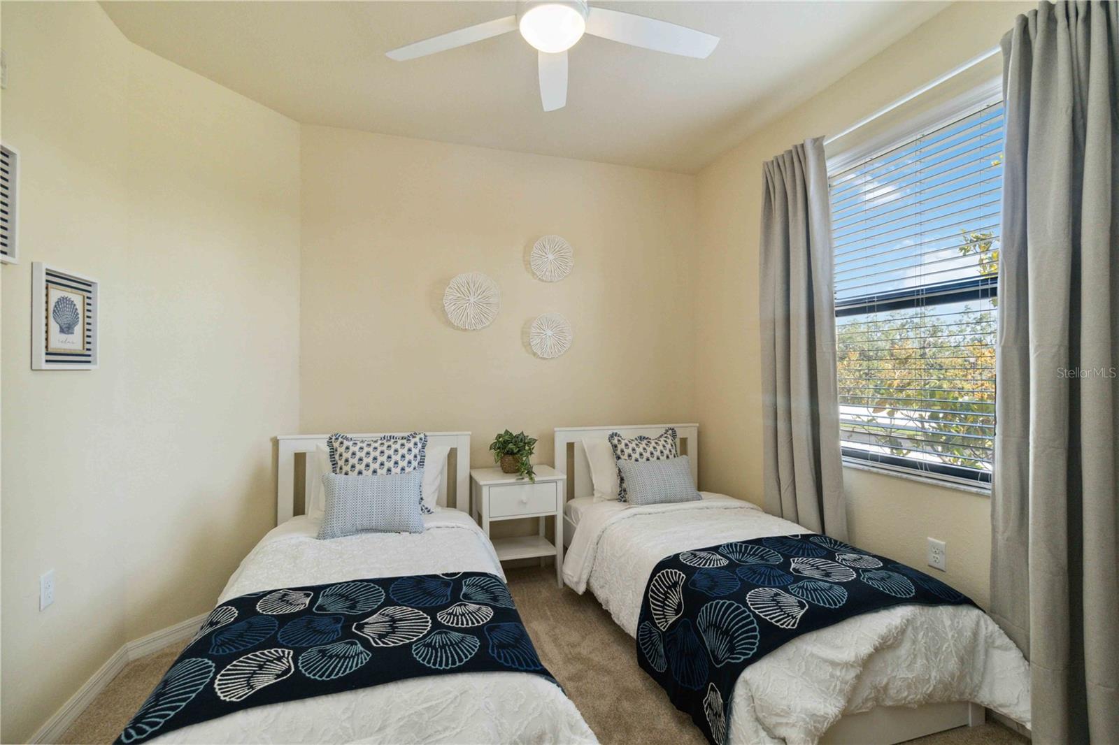 RIVER STRAND - Residential Lease