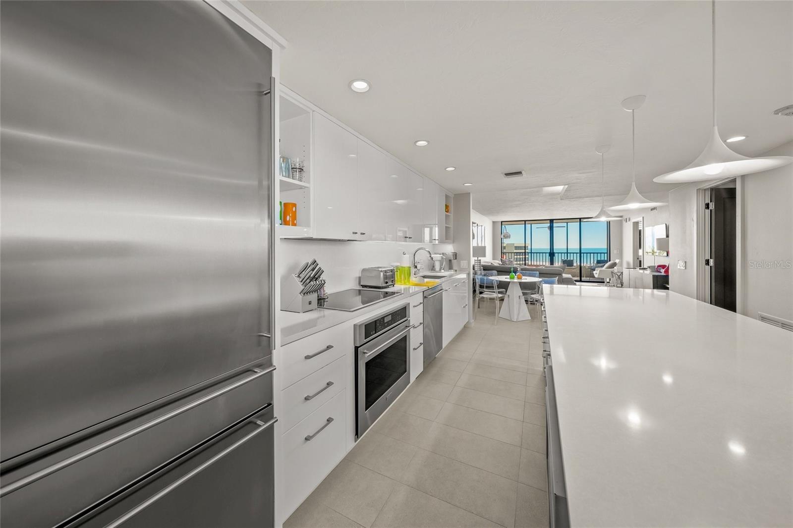 5750 MIDNIGHT PASS ROAD 704E