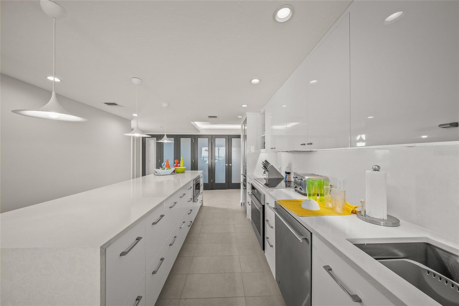 GULF & BAY CLUB PH 5 - Residential