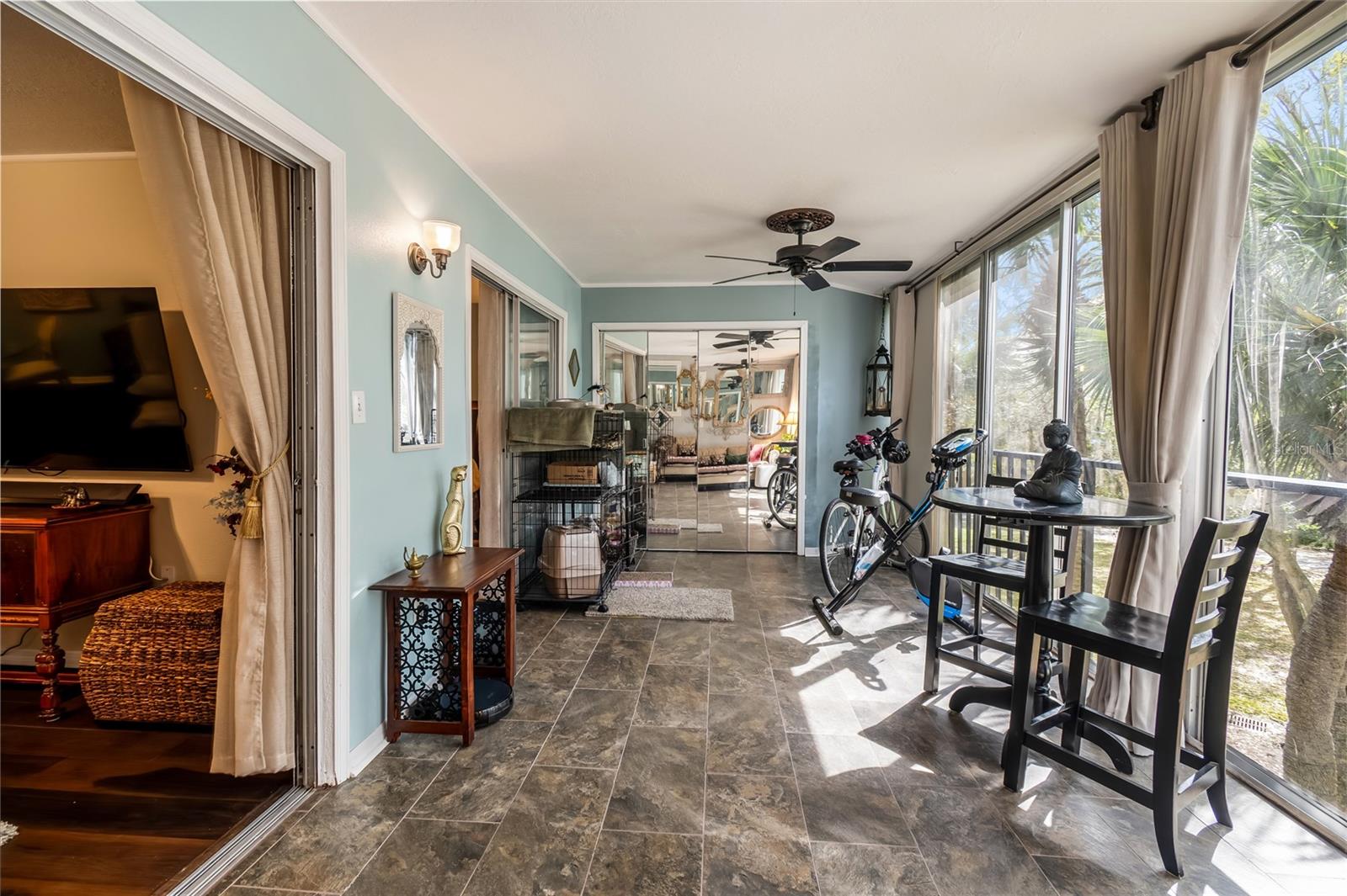 LAKE TARPON SAIL & TENNIS CLUB - Residential