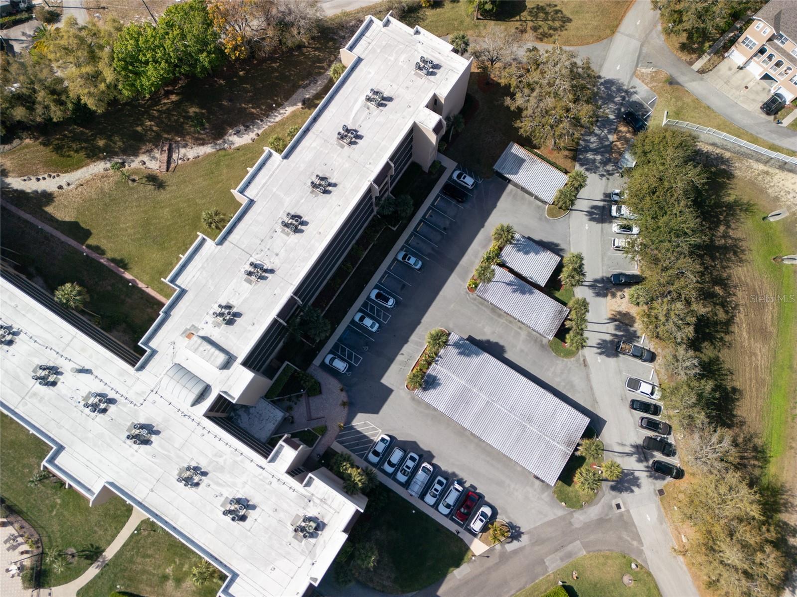 LAKE TARPON SAIL & TENNIS CLUB - Residential