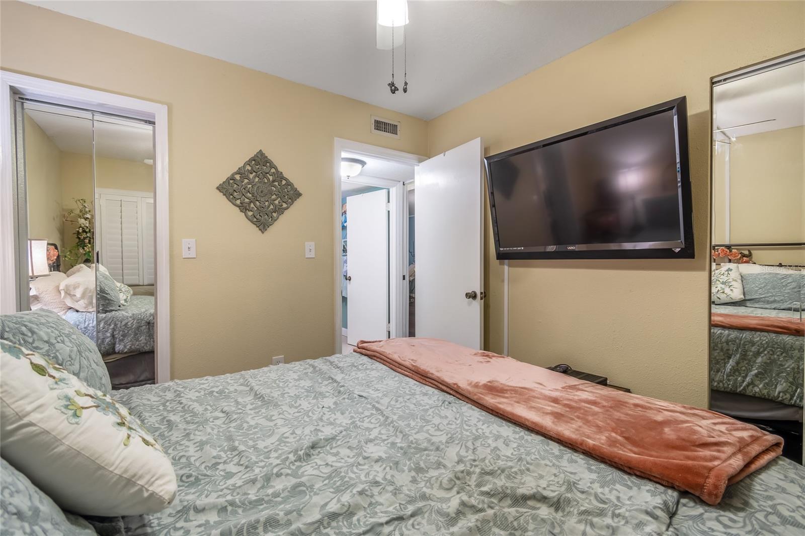 LAKE TARPON SAIL & TENNIS CLUB - Residential