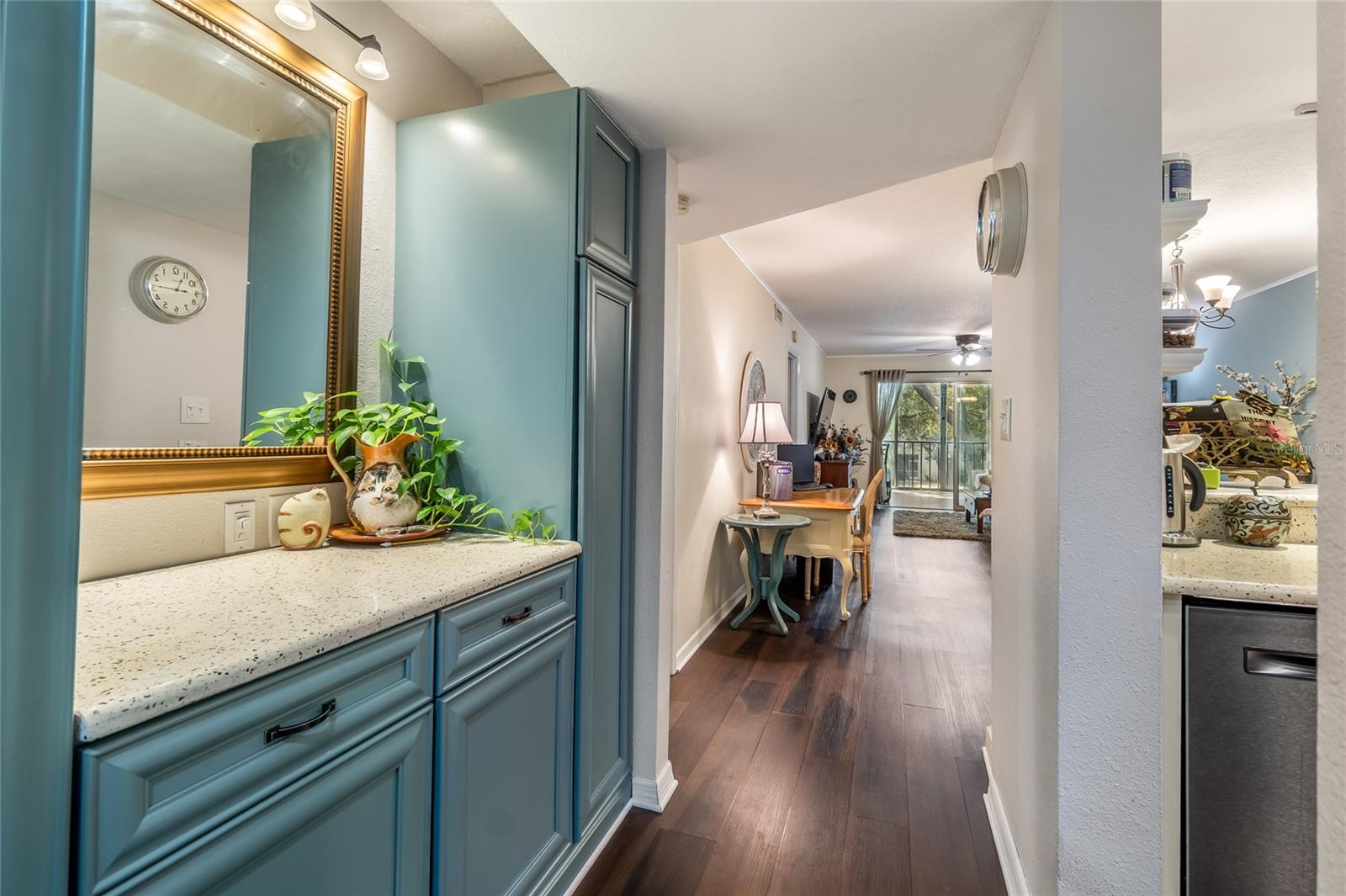 LAKE TARPON SAIL & TENNIS CLUB - Residential