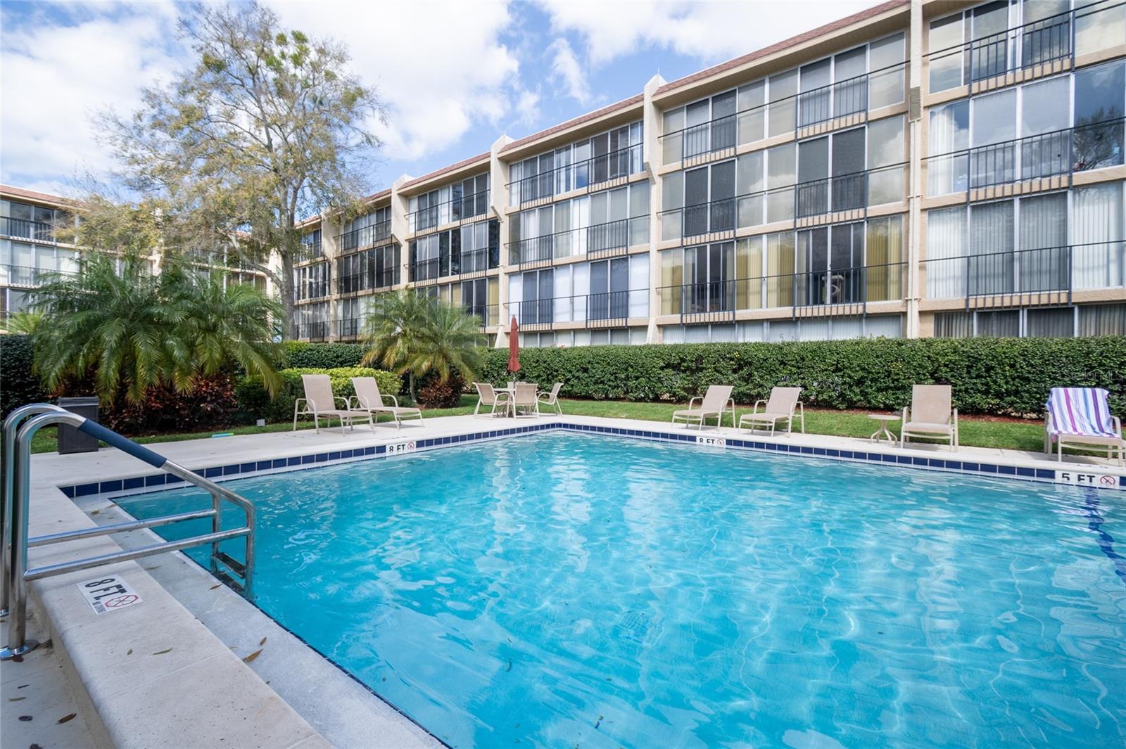 LAKE TARPON SAIL & TENNIS CLUB - Residential