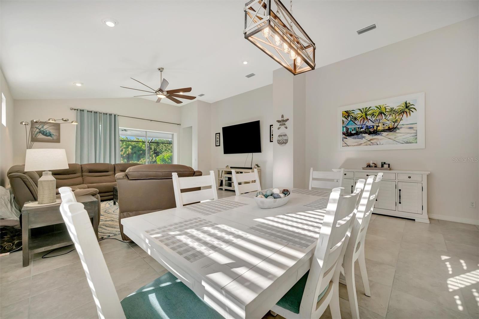 WATERCOLOR PLACE I - Residential