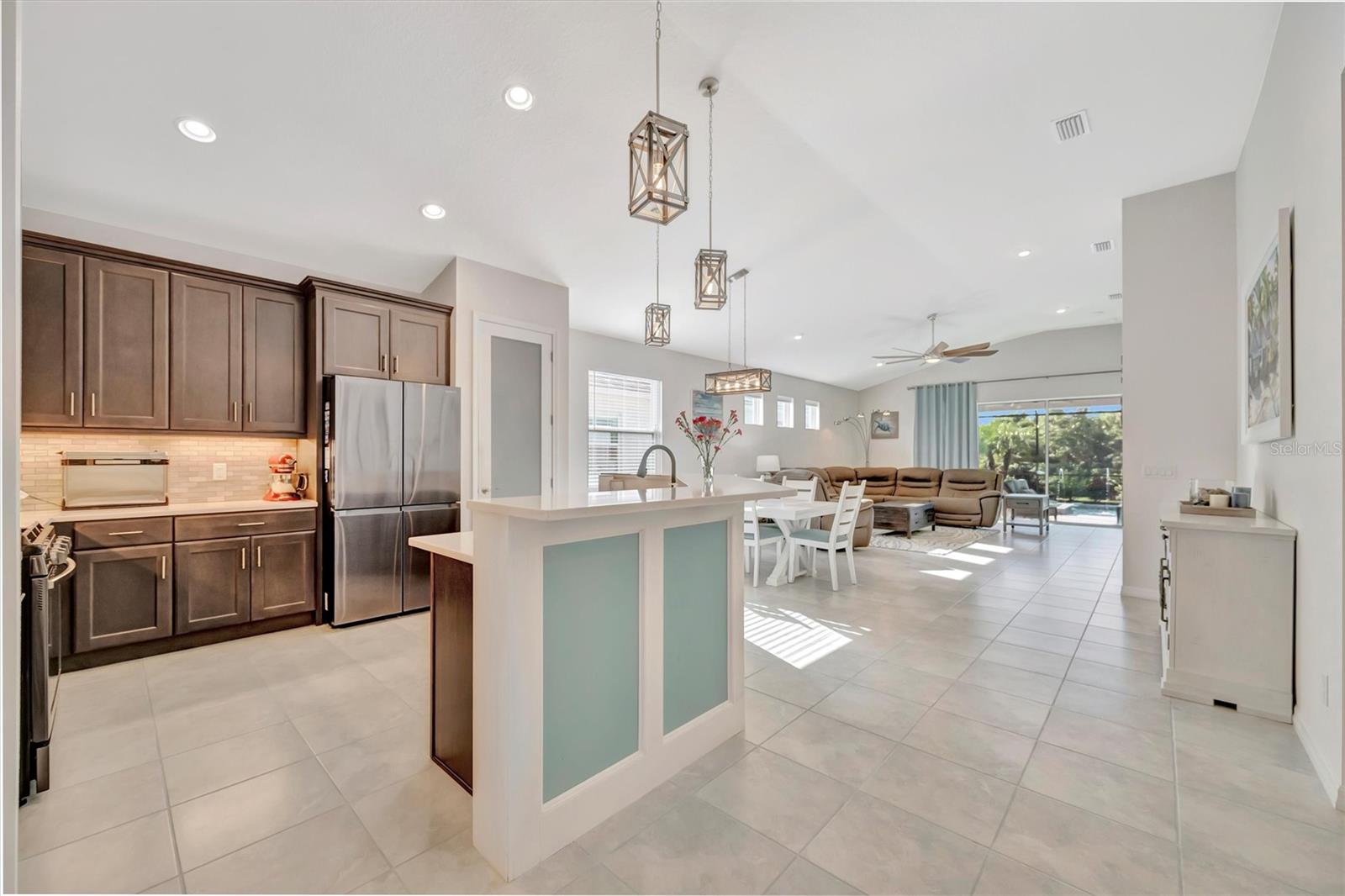 WATERCOLOR PLACE I - Residential