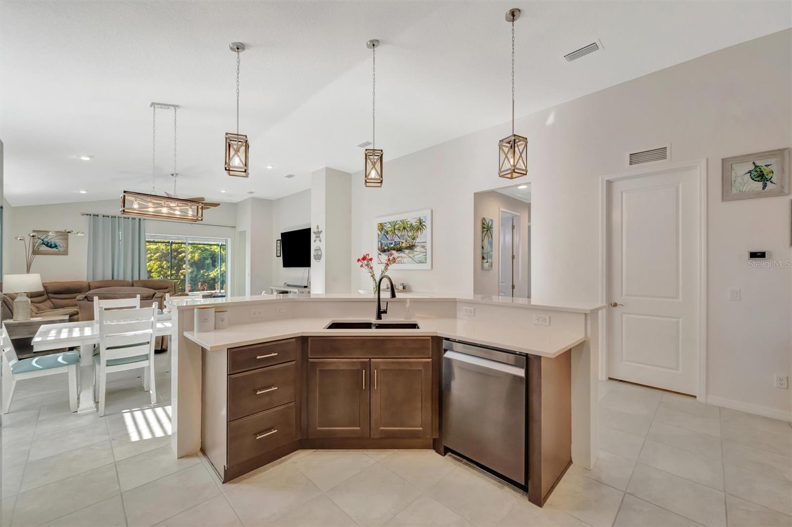 WATERCOLOR PLACE I - Residential