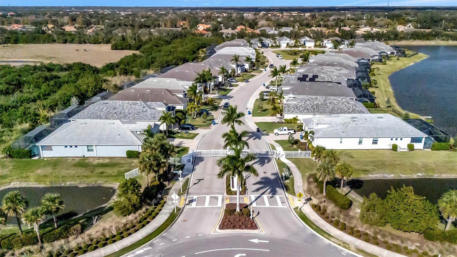 WATERCOLOR PLACE I - Residential