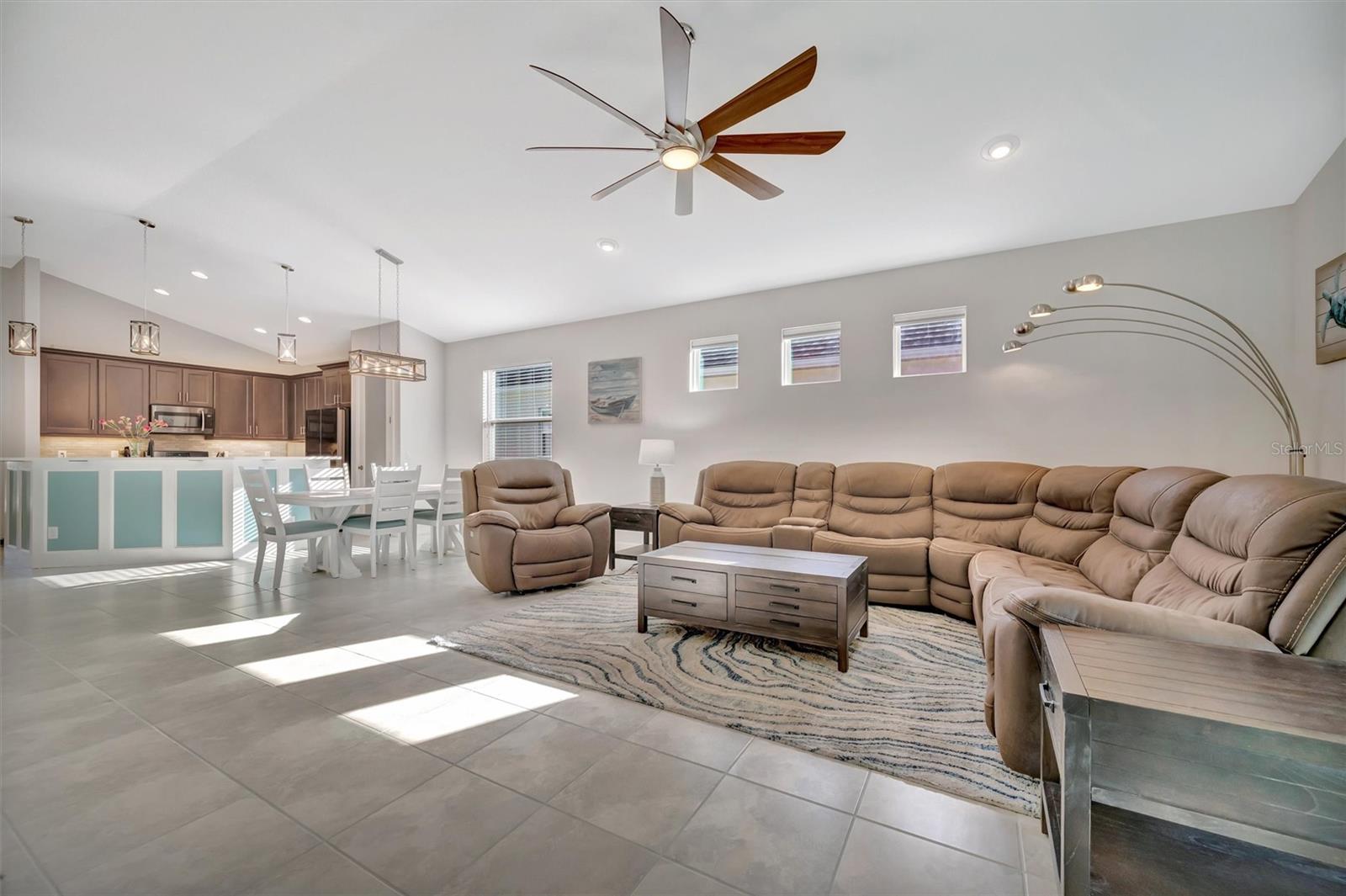 WATERCOLOR PLACE I - Residential