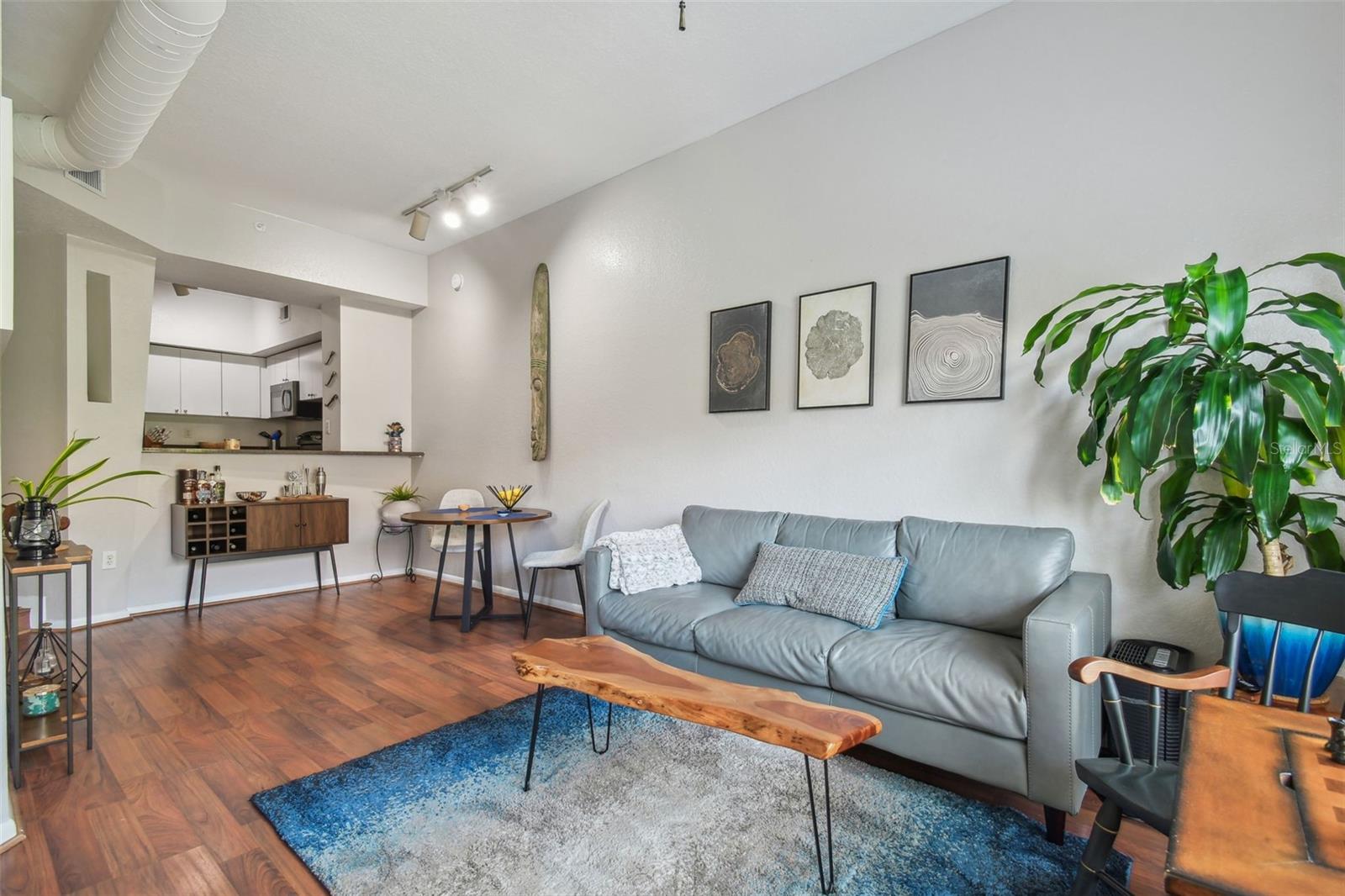 THE MADISON AT SOHO CONDOMINIU - Residential Lease