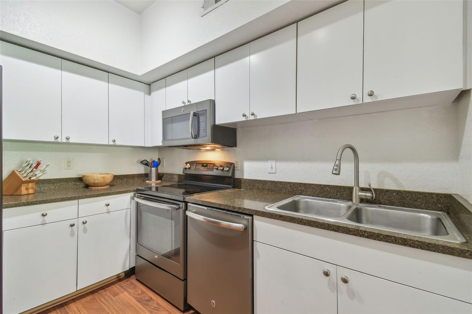 THE MADISON AT SOHO CONDOMINIU - Residential Lease