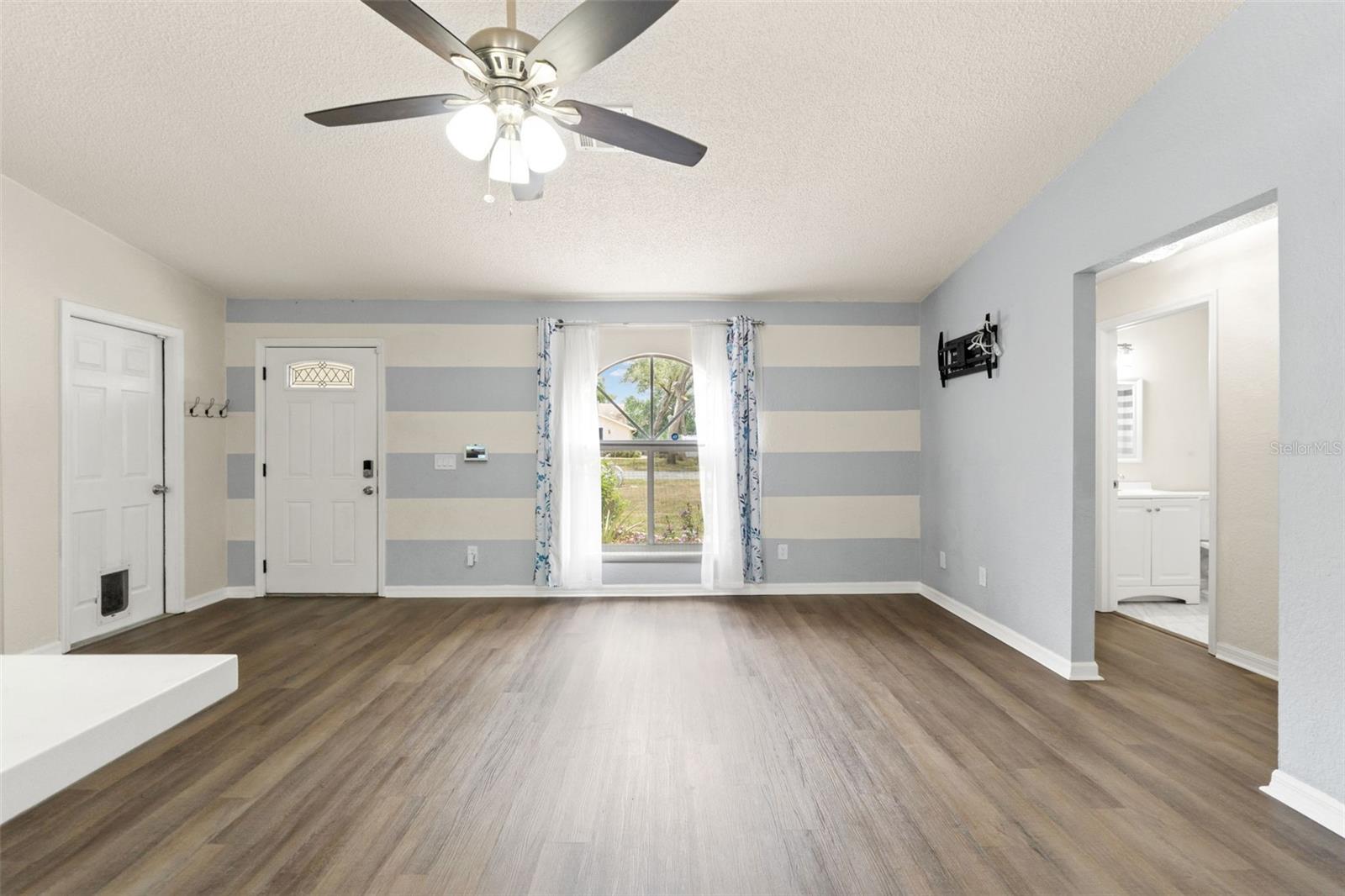 SPRING HILL - Residential