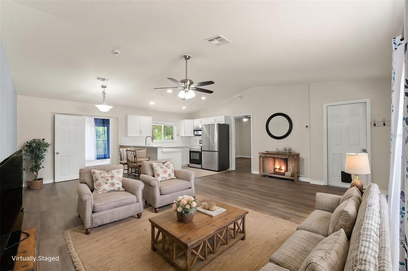 SPRING HILL - Residential