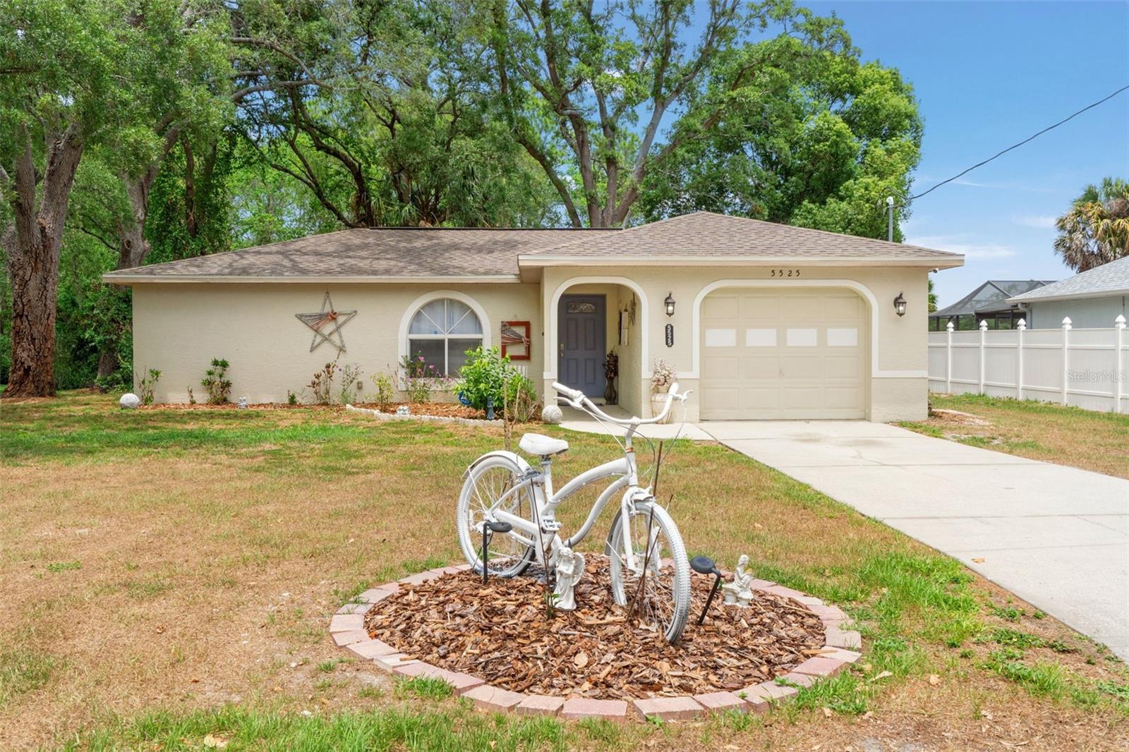 SPRING HILL - Residential
