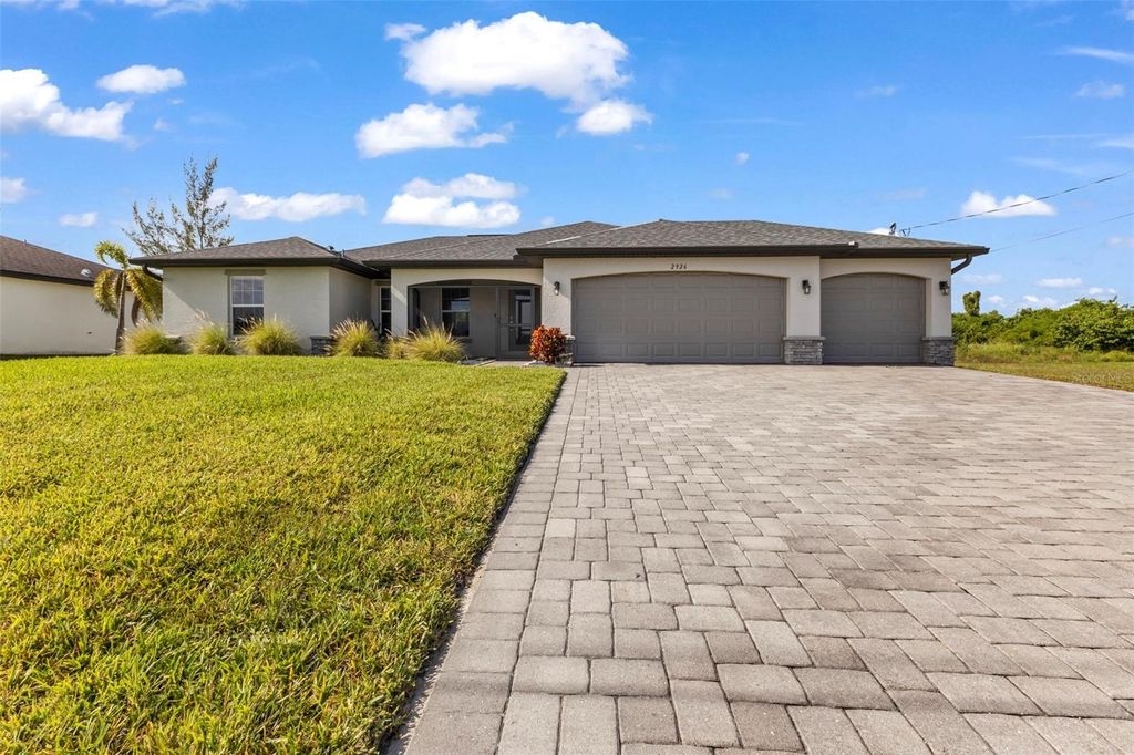Photo of 2926 NW 25th Street, Cape Coral, FL 33993 (MLS # C7528524)