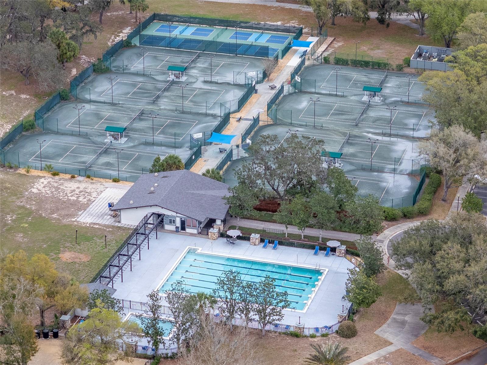 RIVER HILLS COUNTRY CLUB PH - Residential