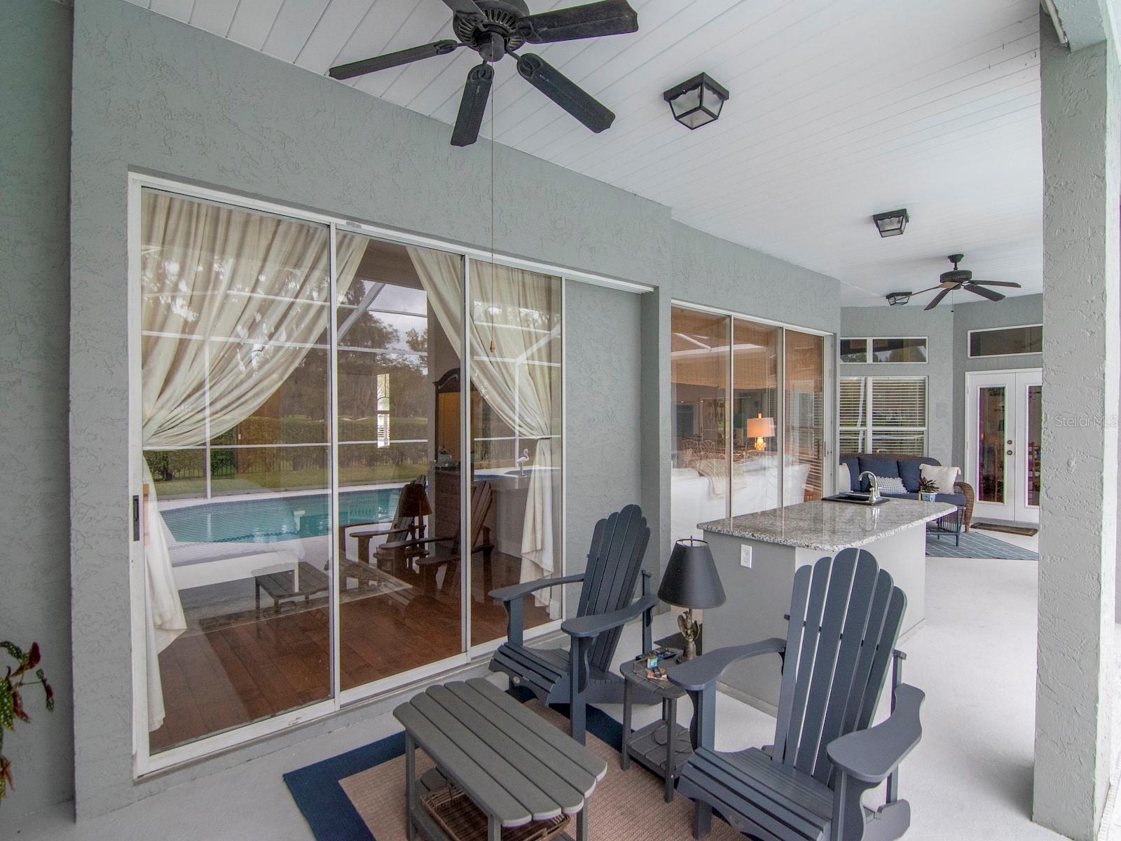 RIVER HILLS COUNTRY CLUB PH - Residential