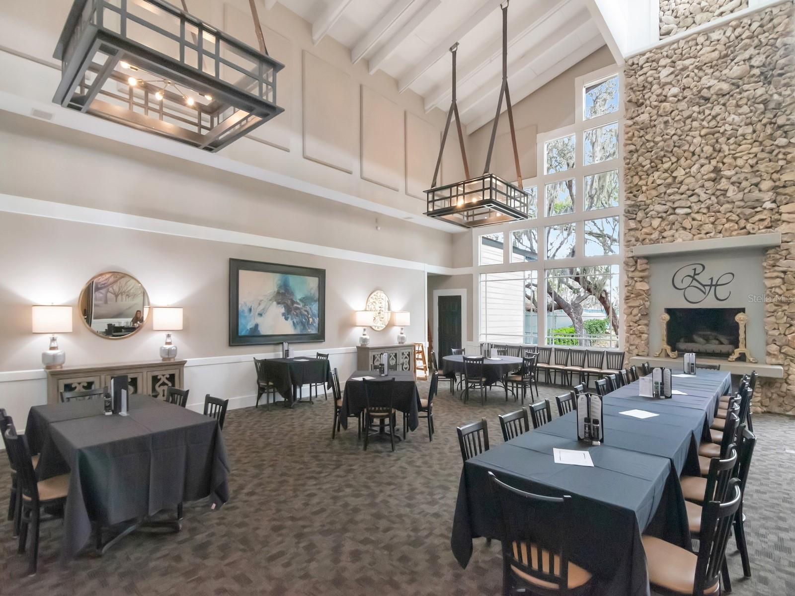 RIVER HILLS COUNTRY CLUB PH - Residential