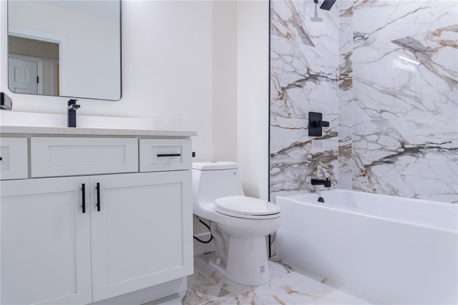 ORONOQUE - Residential