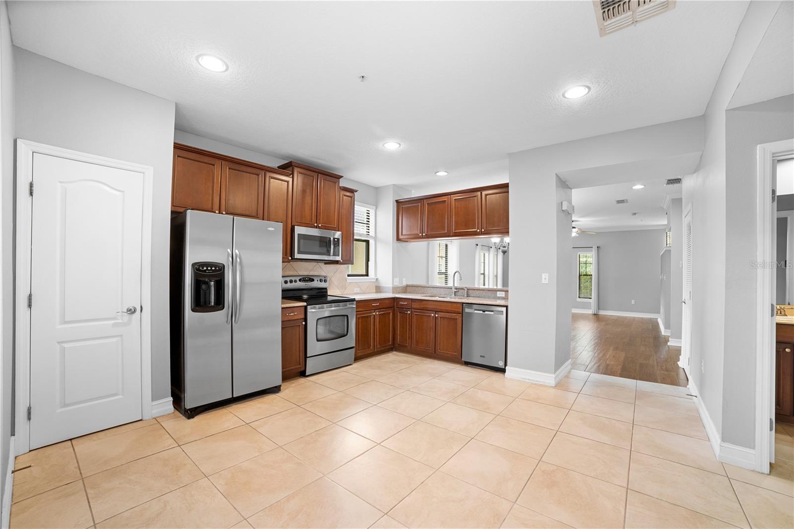 FOUNTAIN PARKE AT LAKE MARY - Residential