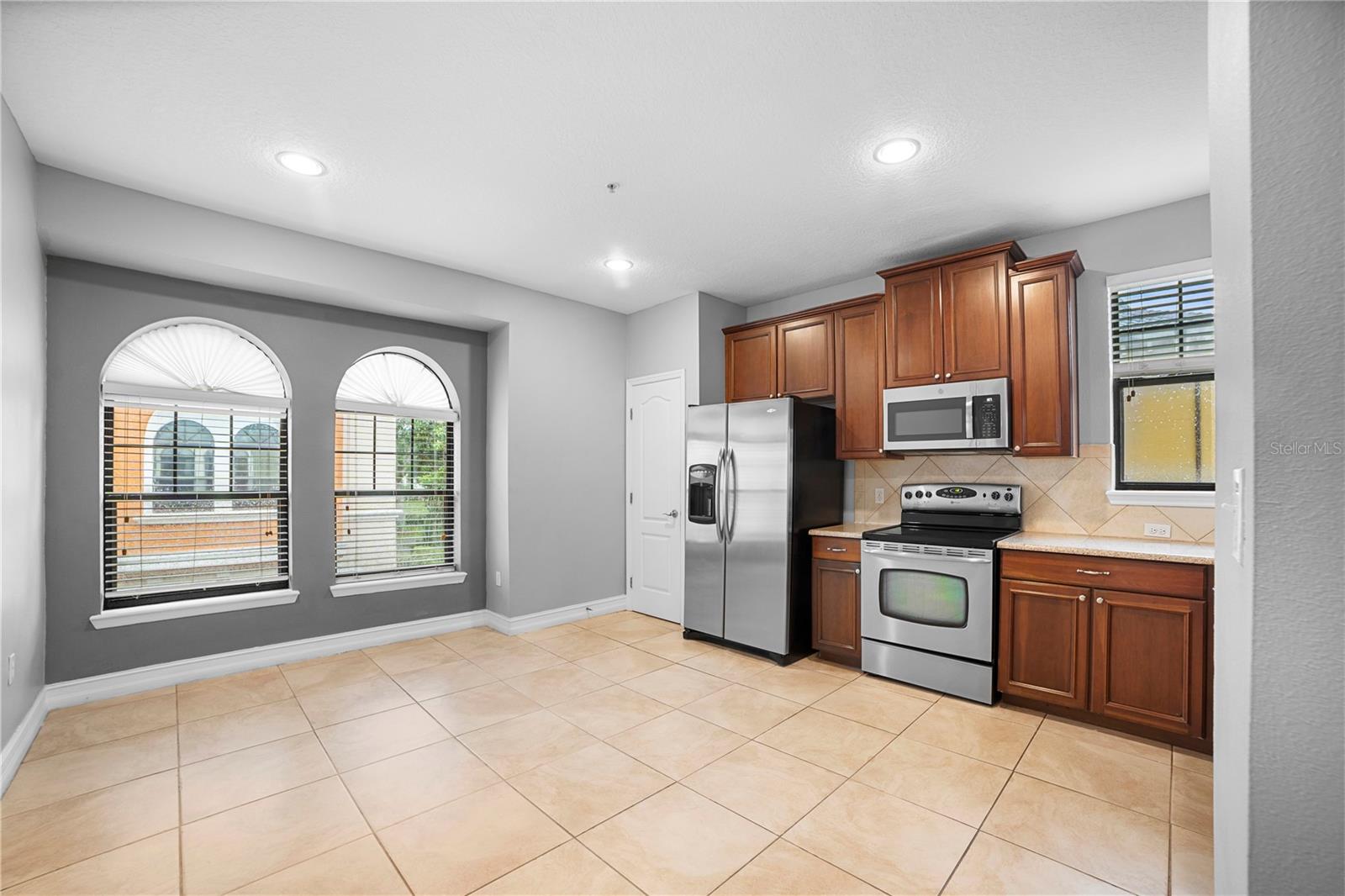 FOUNTAIN PARKE AT LAKE MARY - Residential