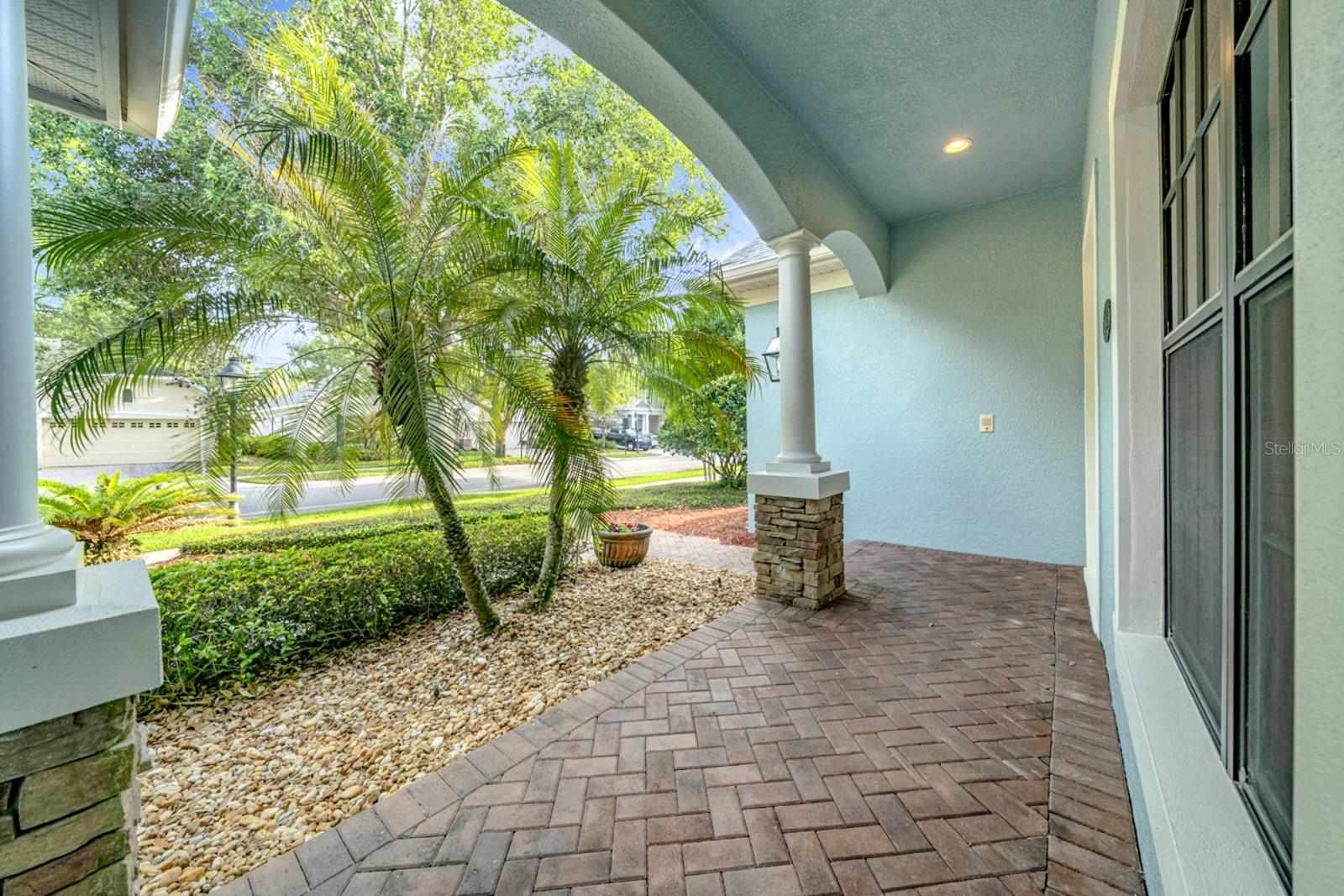 607 VICTORIA HILLS DRIVE